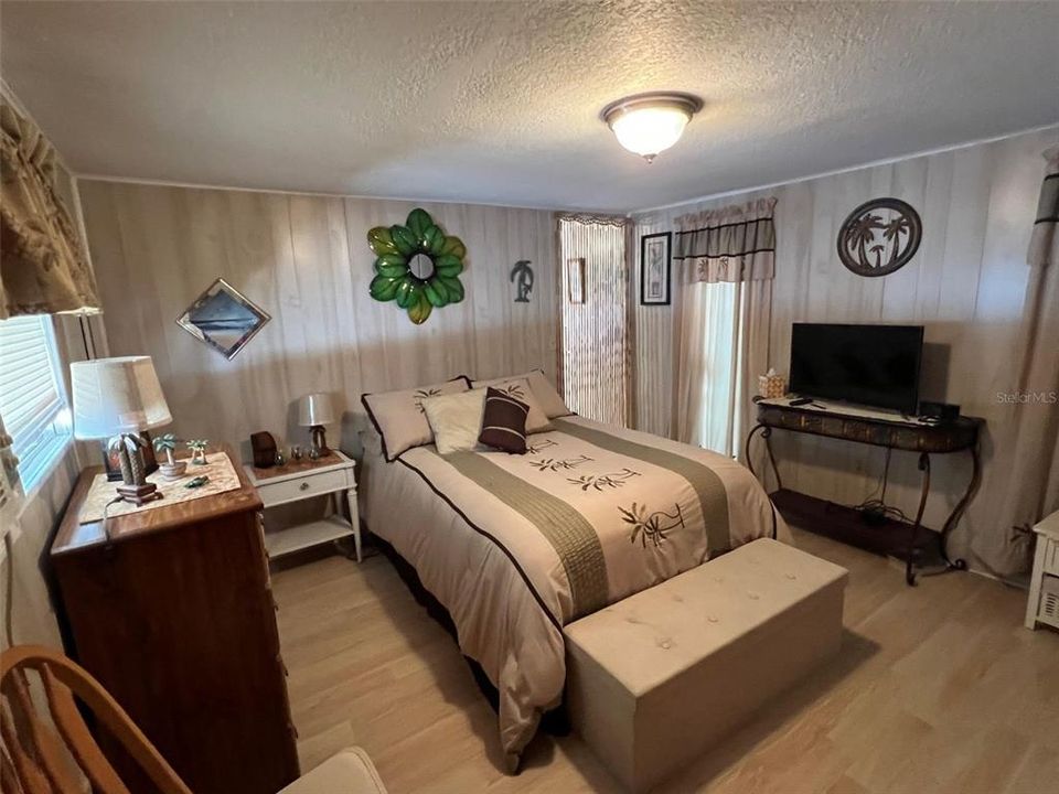 待售: $67,999 (1 贝兹, 1 浴室, 480 平方英尺)