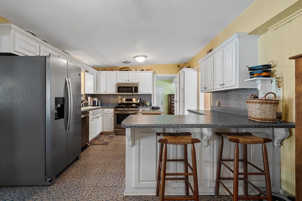 На продажу: $319,777 (4 спален, 3 ванн, 2317 Квадратных фут)