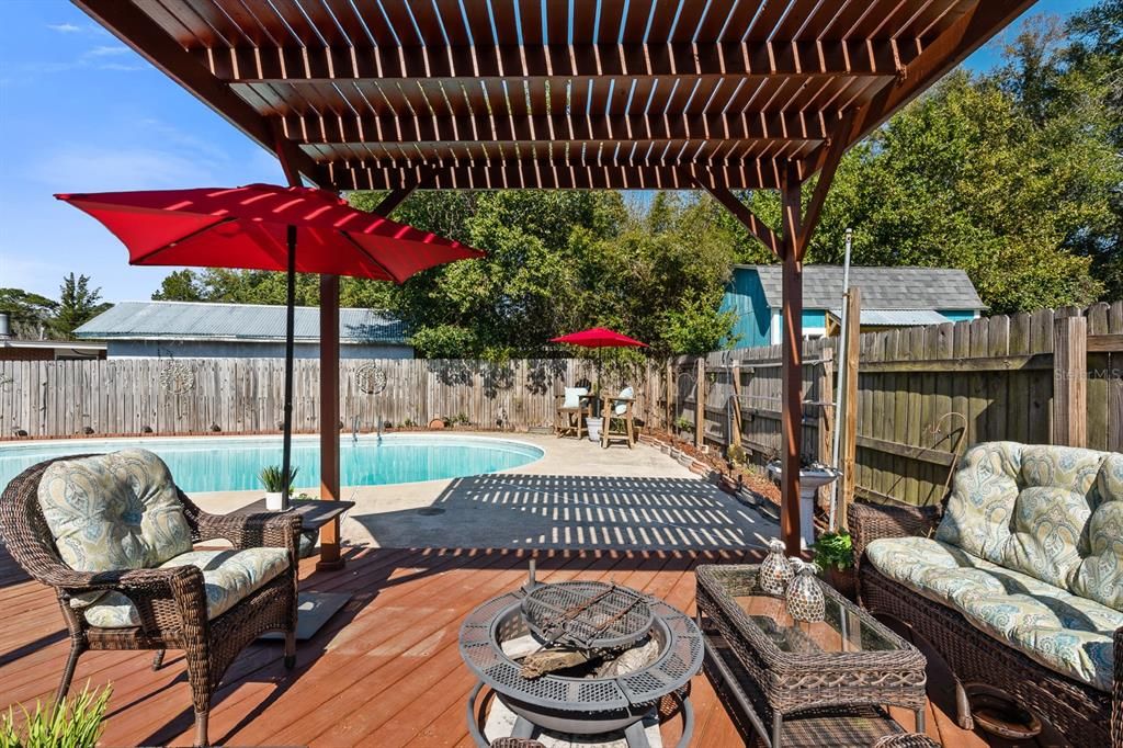 На продажу: $319,777 (4 спален, 3 ванн, 2317 Квадратных фут)