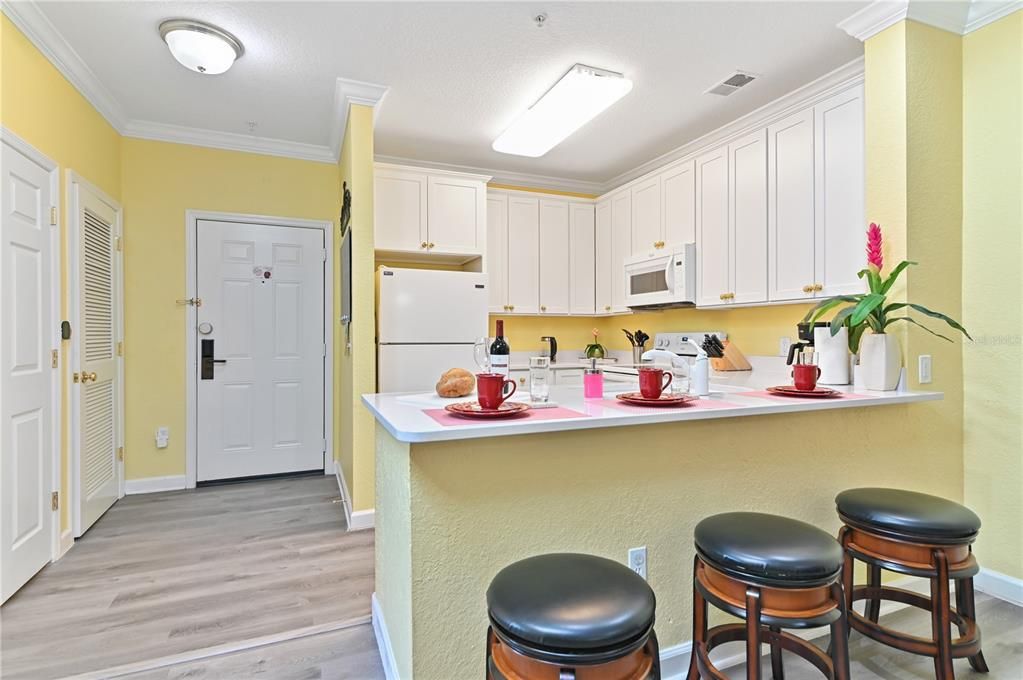 Active With Contract: $200,000 (2 beds, 2 baths, 1134 Square Feet)