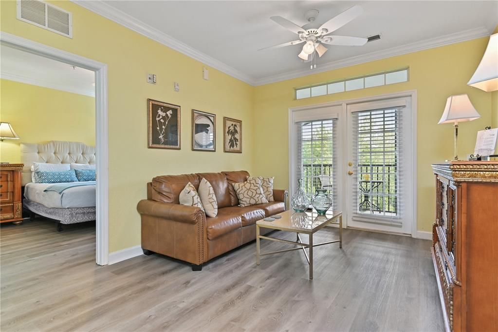 Active With Contract: $200,000 (2 beds, 2 baths, 1134 Square Feet)