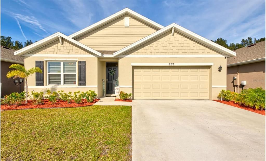 最近售出: $382,000 (4 贝兹, 2 浴室, 1830 平方英尺)