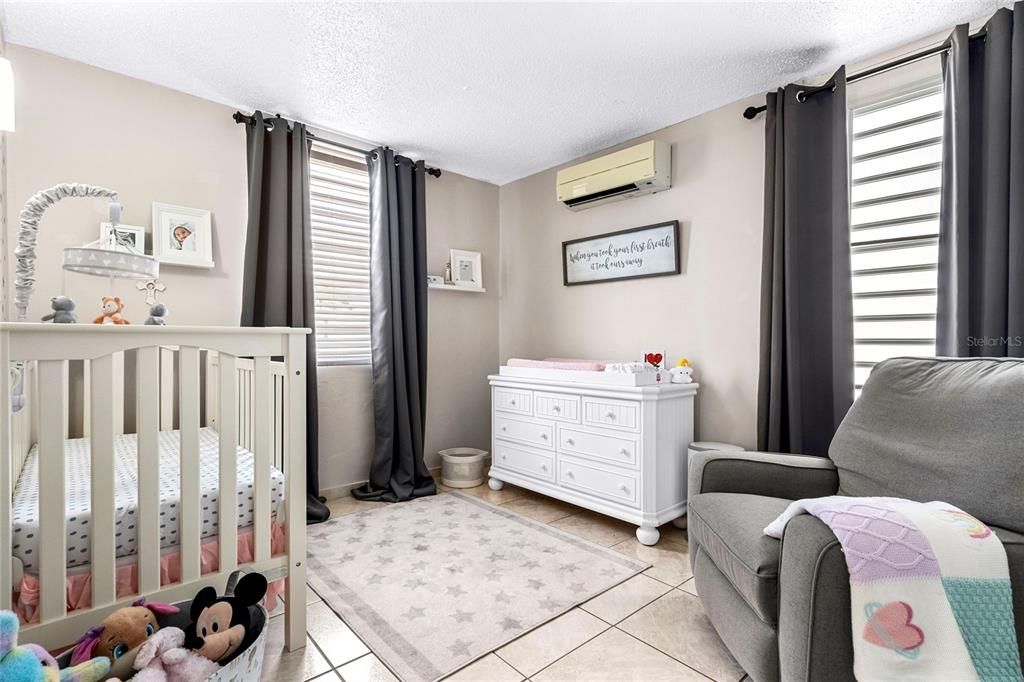 For Sale: $595,000 (4 beds, 3 baths, 2033 Square Feet)