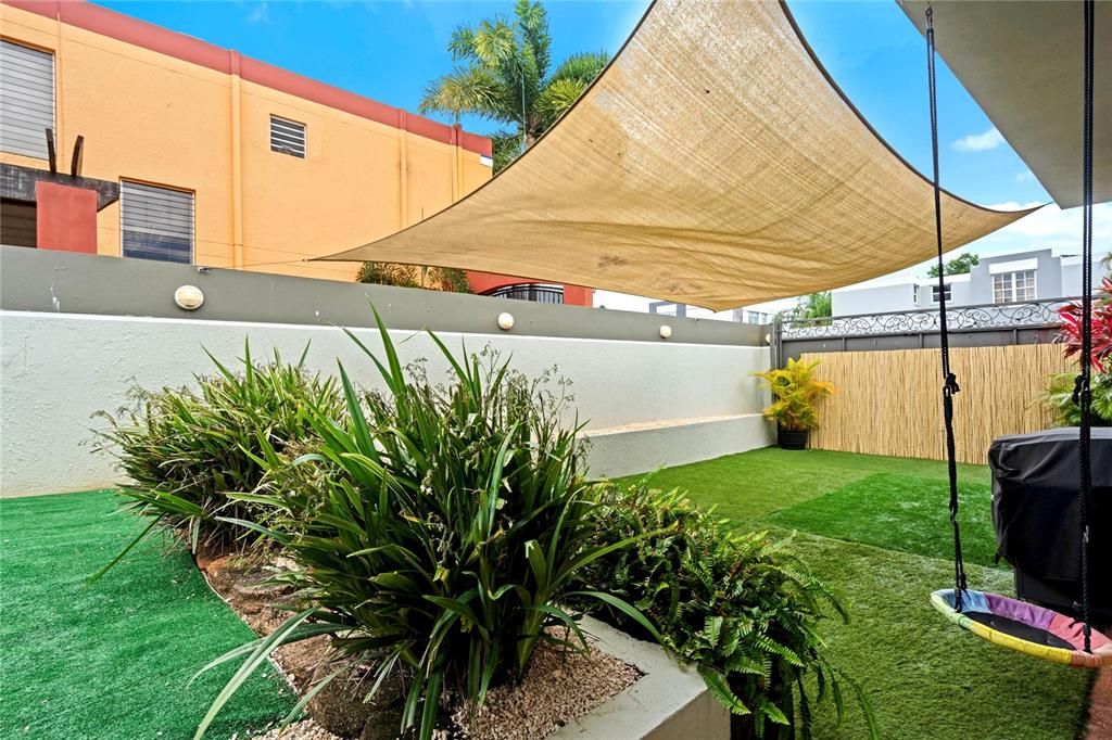 For Sale: $595,000 (4 beds, 3 baths, 2033 Square Feet)