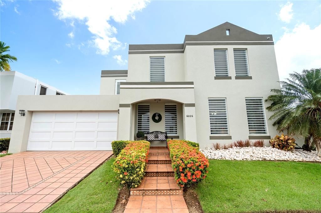 For Sale: $595,000 (4 beds, 3 baths, 2033 Square Feet)