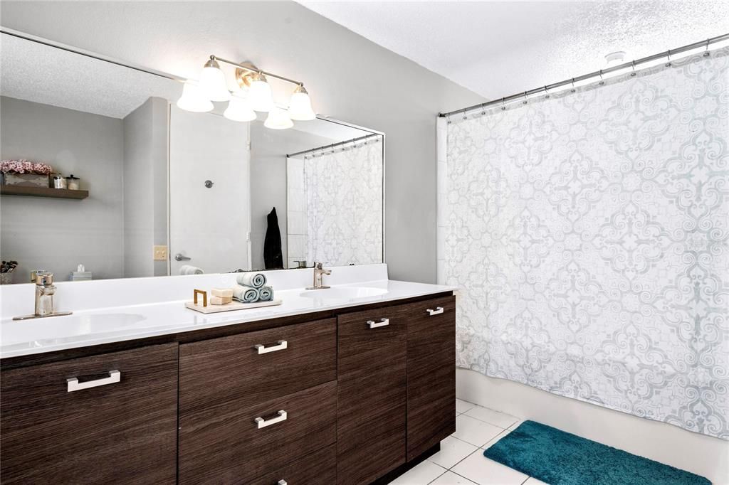 For Sale: $595,000 (4 beds, 3 baths, 2033 Square Feet)