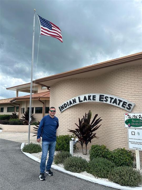 На продажу: $17,900 (0.50 acres)