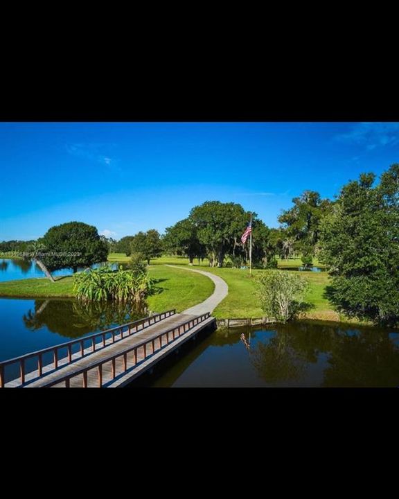 На продажу: $17,900 (0.50 acres)