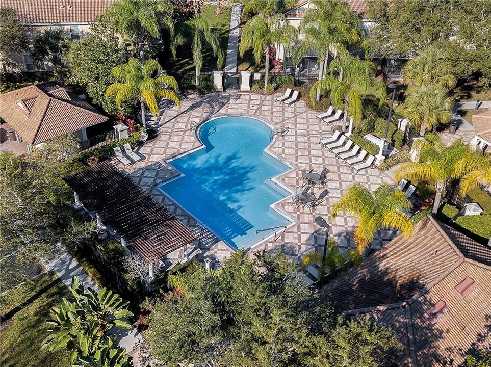 Activo con contrato: $354,999 (2 camas, 2 baños, 1557 Pies cuadrados)