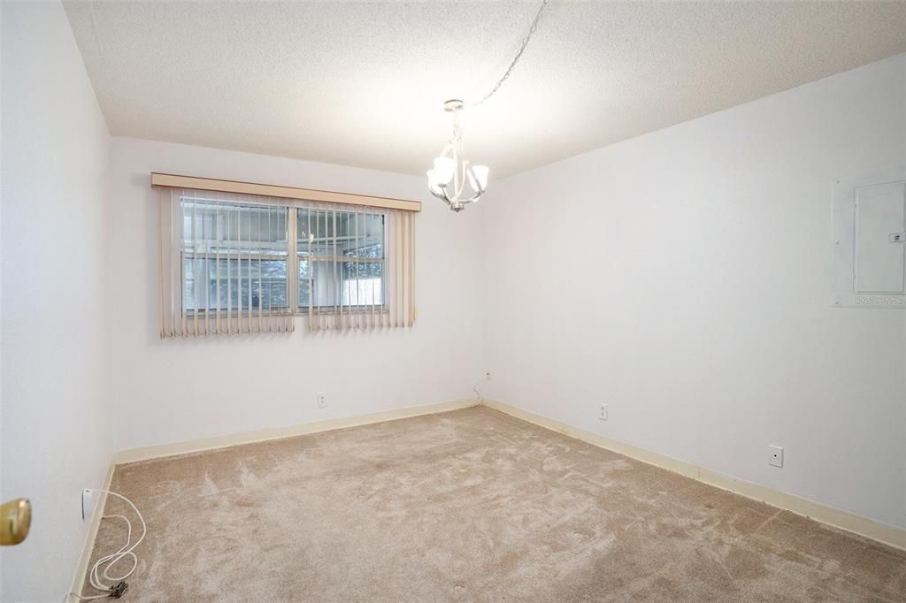 Active With Contract: $76,000 (2 beds, 2 baths, 960 Square Feet)