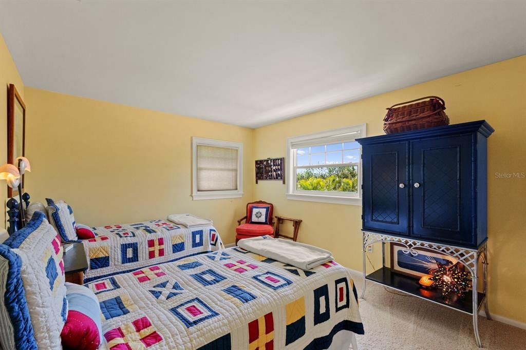 For Sale: $2,100,000 (4 beds, 3 baths, 2936 Square Feet)