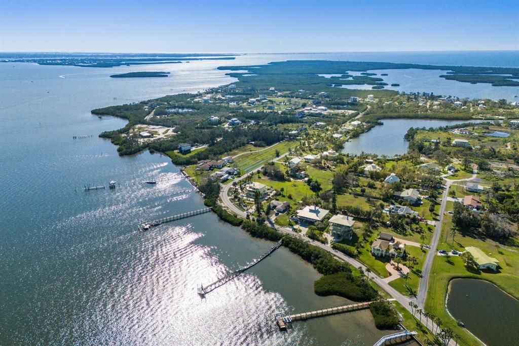 For Sale: $2,100,000 (4 beds, 3 baths, 2936 Square Feet)