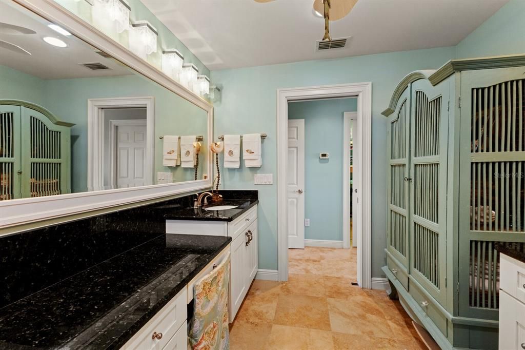 For Sale: $2,100,000 (4 beds, 3 baths, 2936 Square Feet)