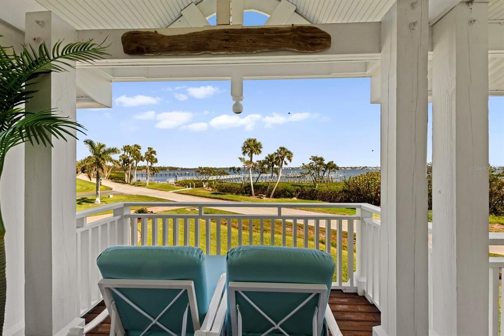 For Sale: $2,100,000 (4 beds, 3 baths, 2936 Square Feet)