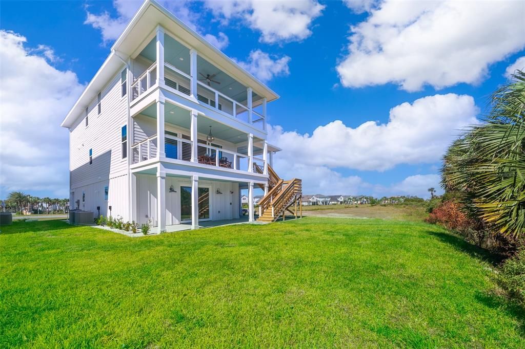 For Sale: $2,199,000 (5 beds, 4 baths, 3412 Square Feet)