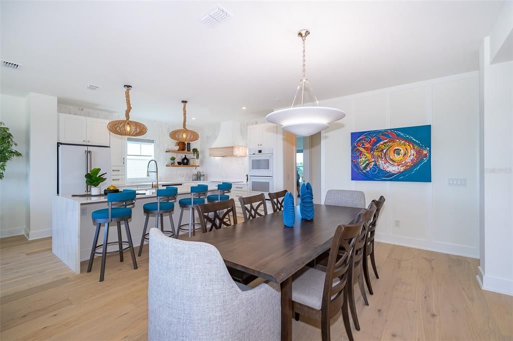 For Sale: $2,199,000 (5 beds, 4 baths, 3412 Square Feet)