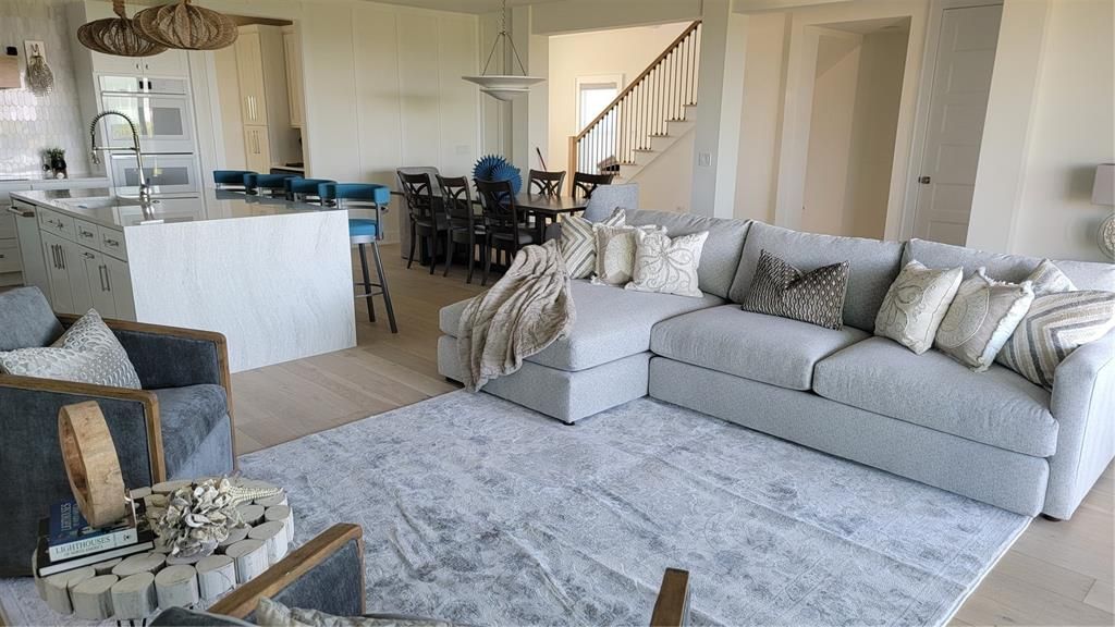 For Sale: $2,199,000 (5 beds, 4 baths, 3412 Square Feet)