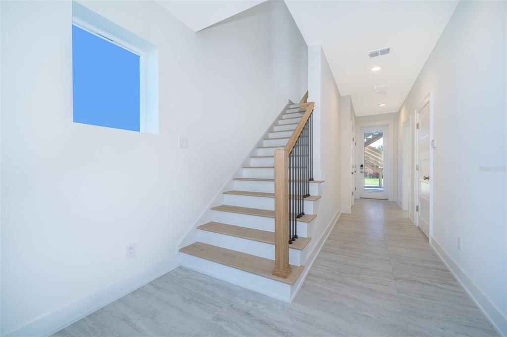 For Sale: $2,199,000 (5 beds, 4 baths, 3412 Square Feet)