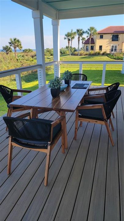 For Sale: $2,199,000 (5 beds, 4 baths, 3412 Square Feet)