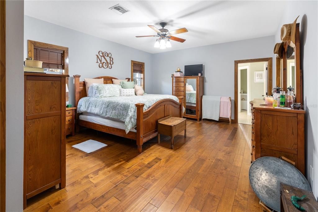 待售: $12,750,000 (4 贝兹, 4 浴室, 4142 平方英尺)