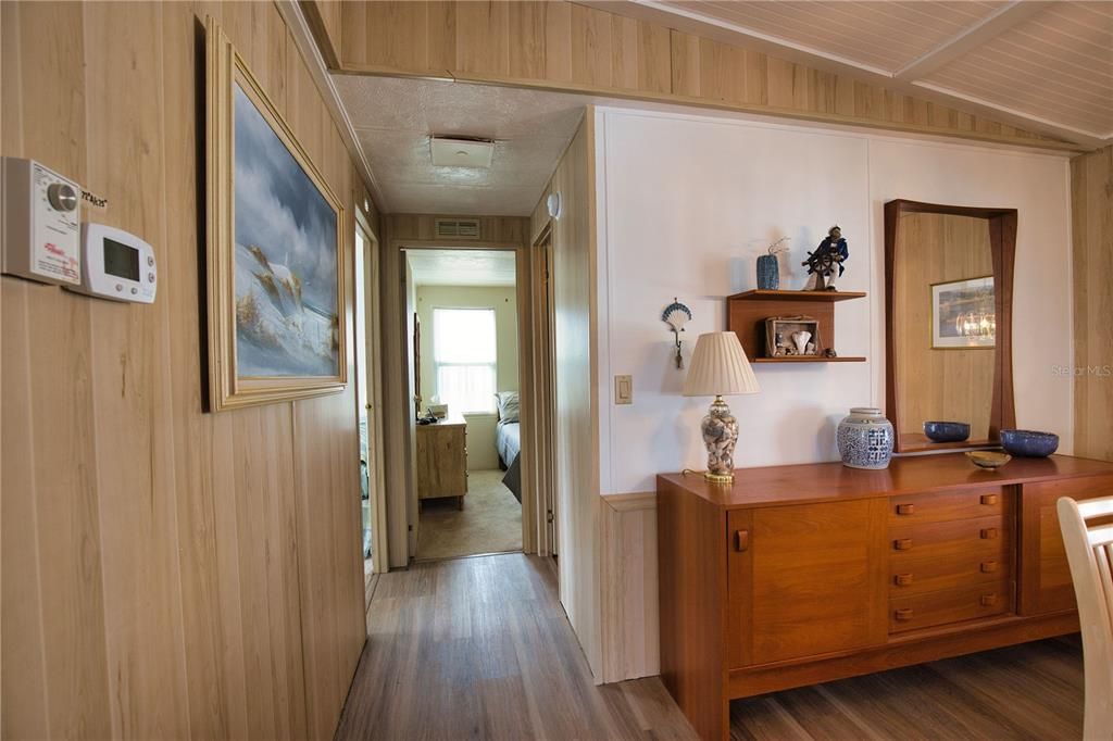 Activo con contrato: $105,000 (2 camas, 2 baños, 864 Pies cuadrados)