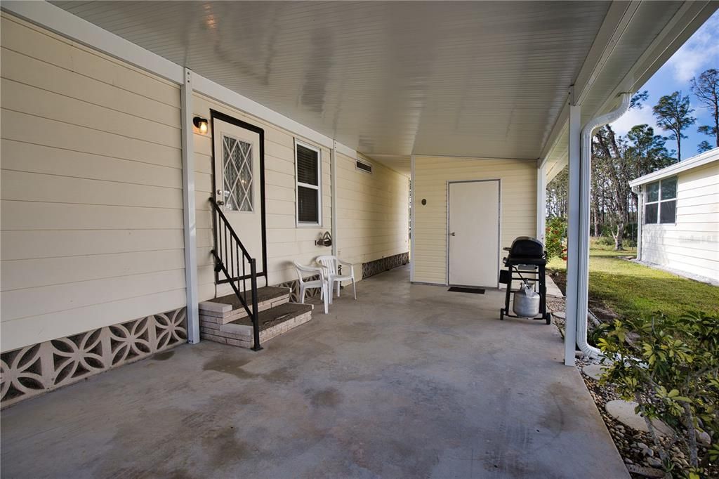 Activo con contrato: $105,000 (2 camas, 2 baños, 864 Pies cuadrados)