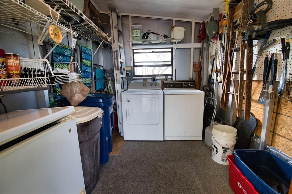 Activo con contrato: $105,000 (2 camas, 2 baños, 864 Pies cuadrados)