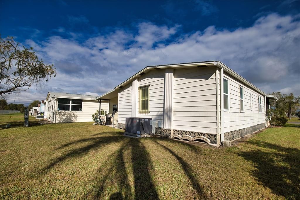 Activo con contrato: $105,000 (2 camas, 2 baños, 864 Pies cuadrados)