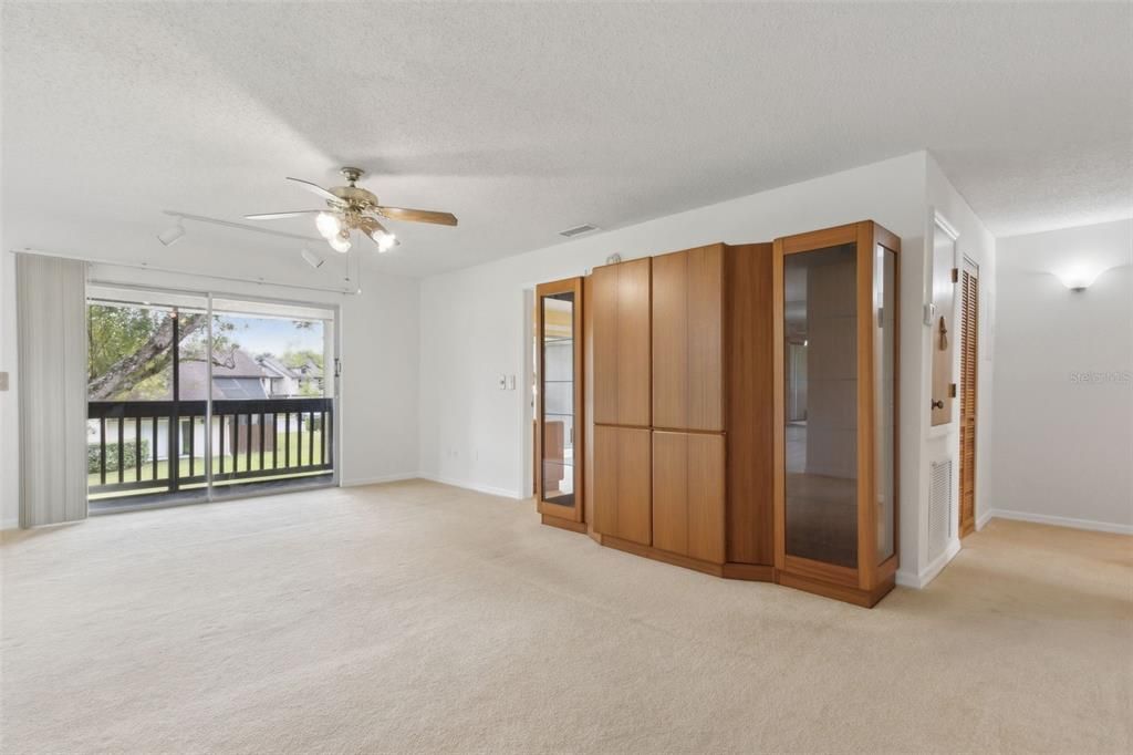 En Venta: $284,900 (3 camas, 2 baños, 1425 Pies cuadrados)