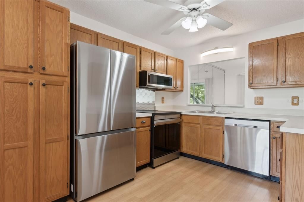 En Venta: $284,900 (3 camas, 2 baños, 1425 Pies cuadrados)