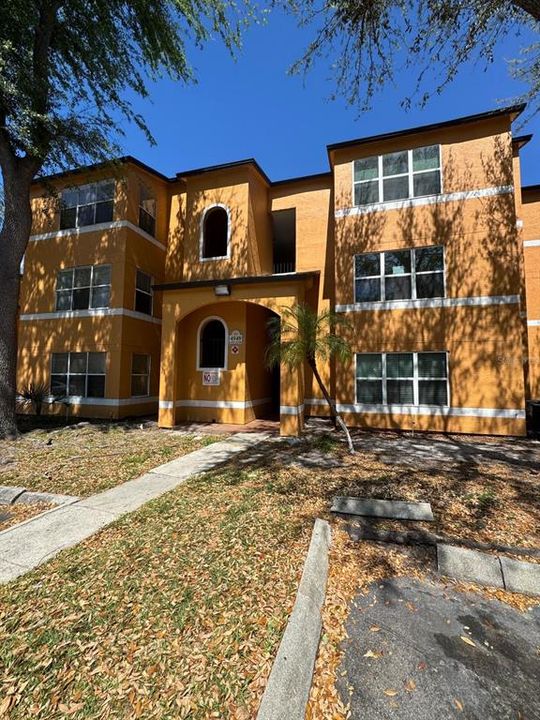 Vendido Recientemente: $169,900 (2 camas, 1 baños, 934 Pies cuadrados)