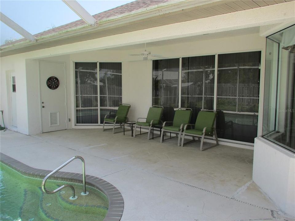 В аренду: $3,250 (3 спален, 2 ванн, 2023 Квадратных фут)