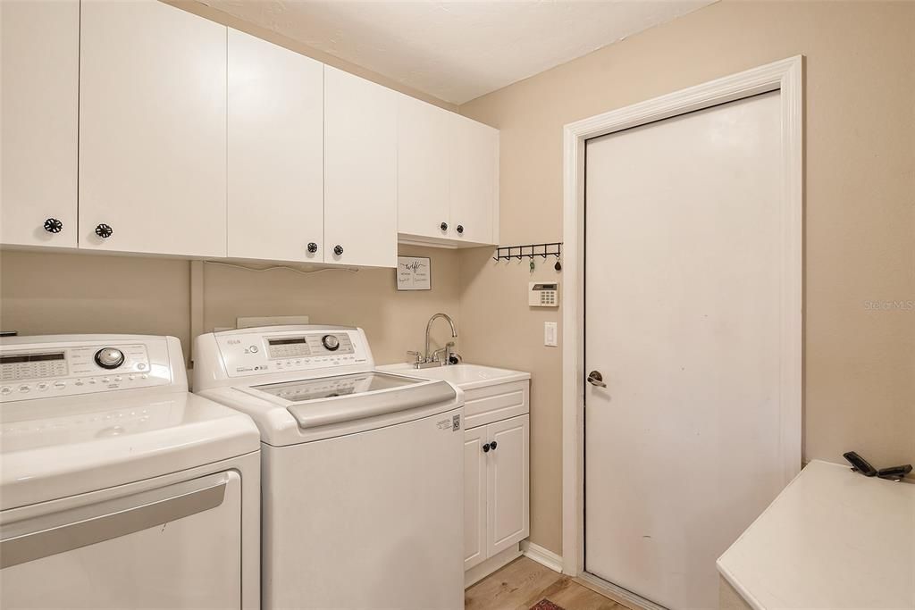 En Renta: $7,500 (3 camas, 3 baños, 2095 Pies cuadrados)