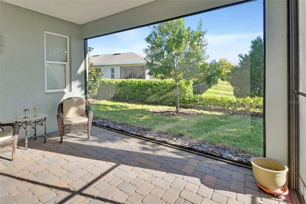 待售: $379,900 (2 贝兹, 2 浴室, 1651 平方英尺)