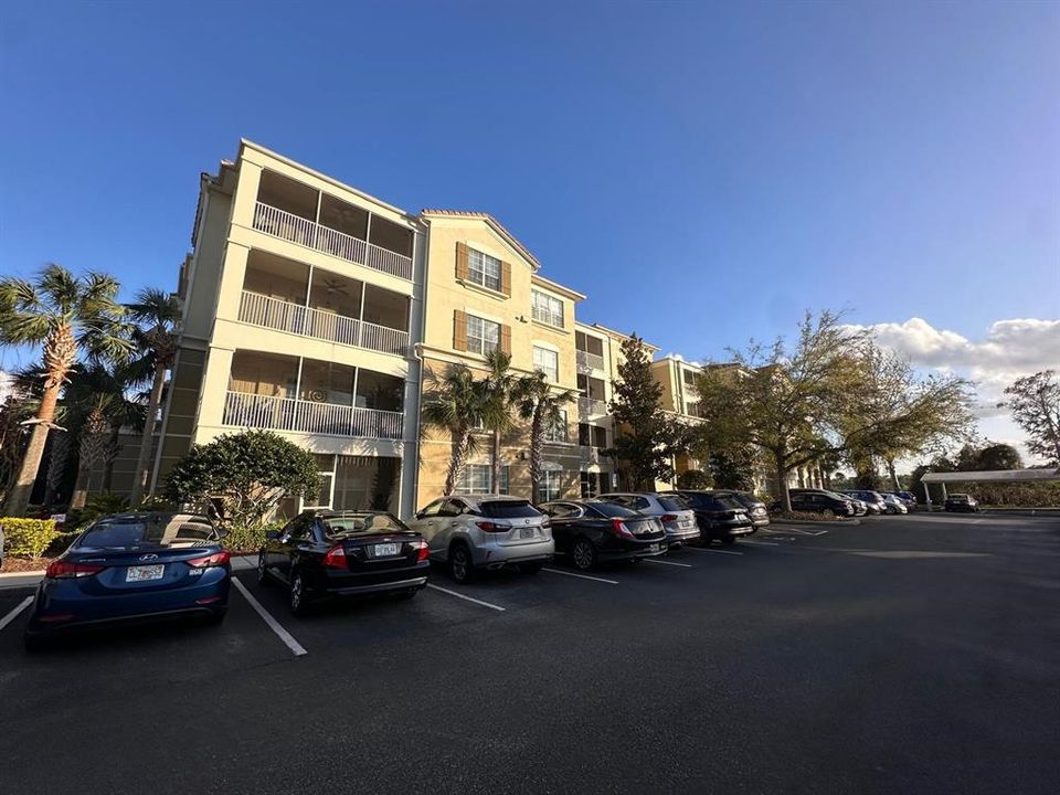 For Sale: $314,999 (3 beds, 2 baths, 1962 Square Feet)