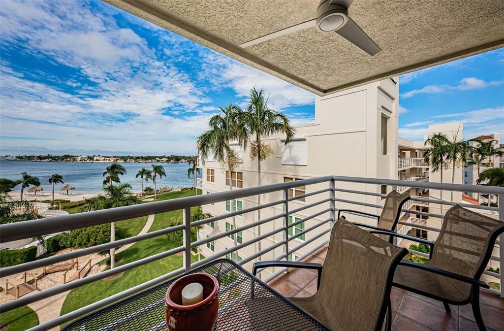 出租: $2,500 (2 贝兹, 2 浴室, 1150 平方英尺)