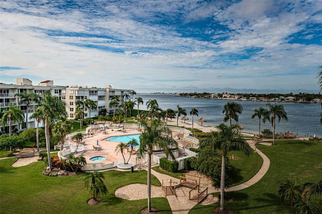 出租: $2,500 (2 贝兹, 2 浴室, 1150 平方英尺)