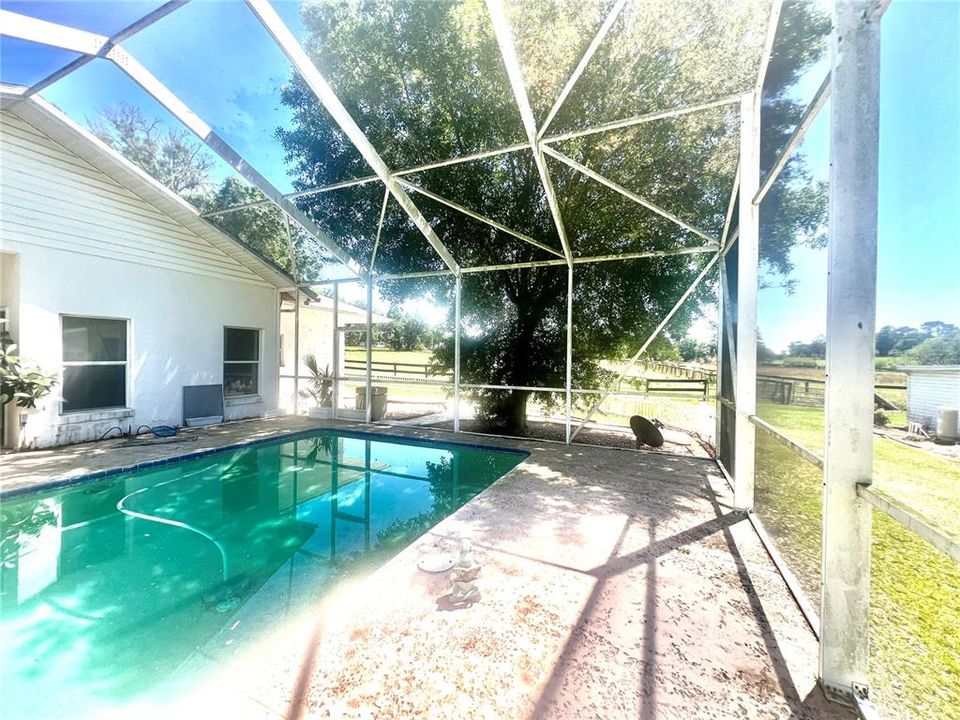 For Sale: $1,499,999 (4 beds, 4 baths, 5239 Square Feet)