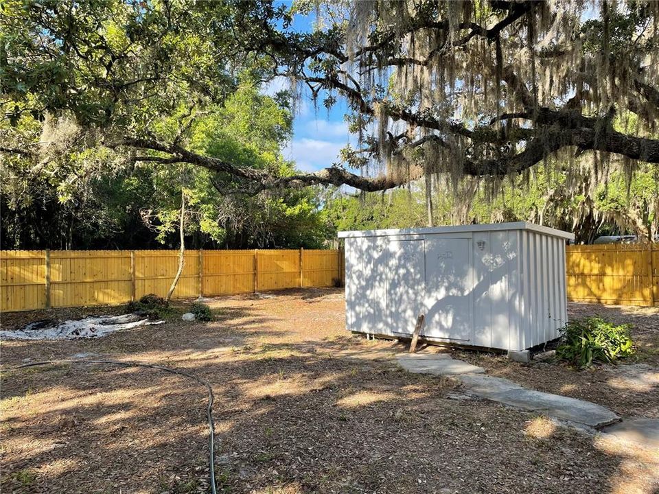 Active With Contract: $195,000 (4 beds, 2 baths, 1320 Square Feet)