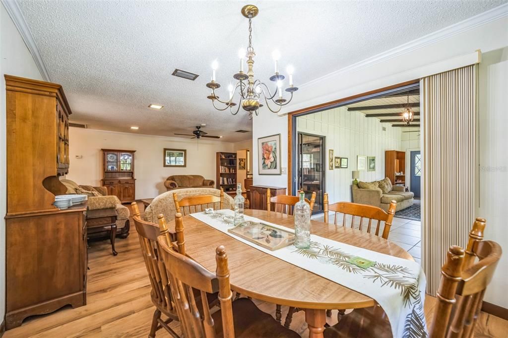 For Sale: $429,000 (2 beds, 2 baths, 1982 Square Feet)