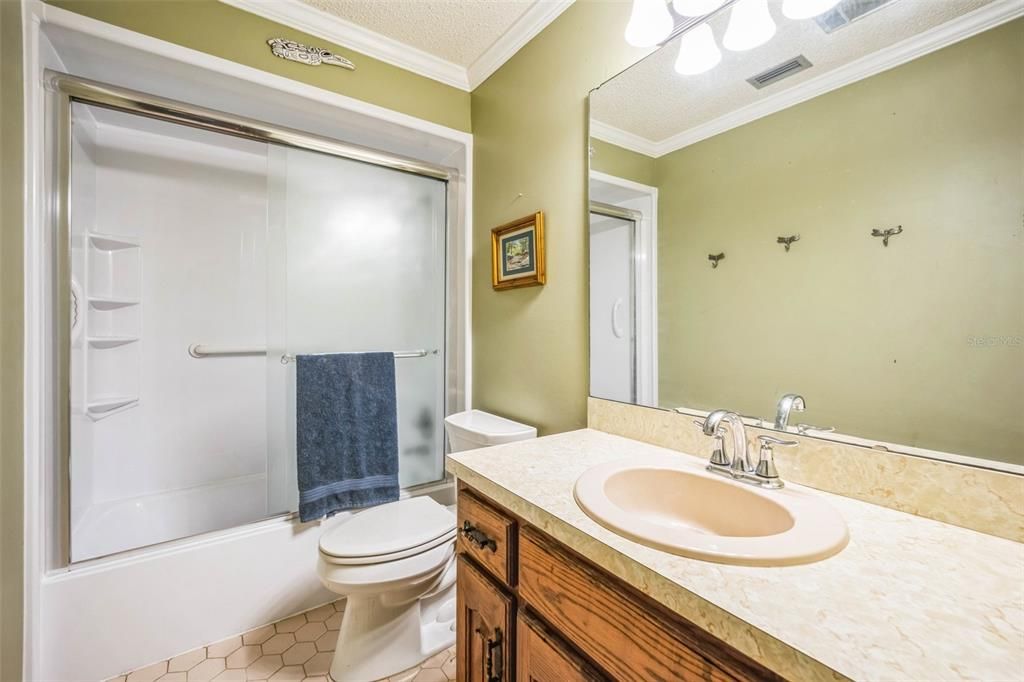 For Sale: $429,000 (2 beds, 2 baths, 1982 Square Feet)