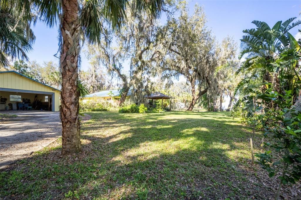 For Sale: $429,000 (2 beds, 2 baths, 1982 Square Feet)