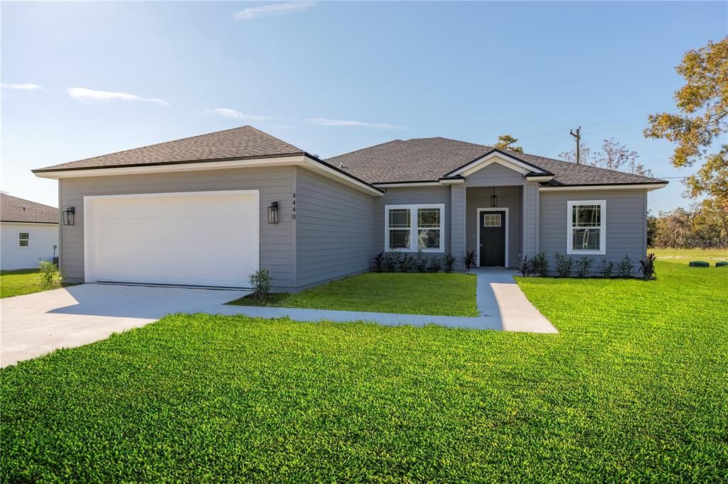 Recently Sold: $372,000 (3 beds, 2 baths, 2000 Square Feet)