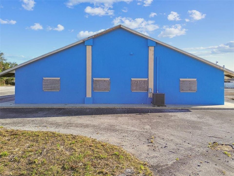 Active With Contract: $1,399,000 (0 beds, 0 baths, 5976 Square Feet)