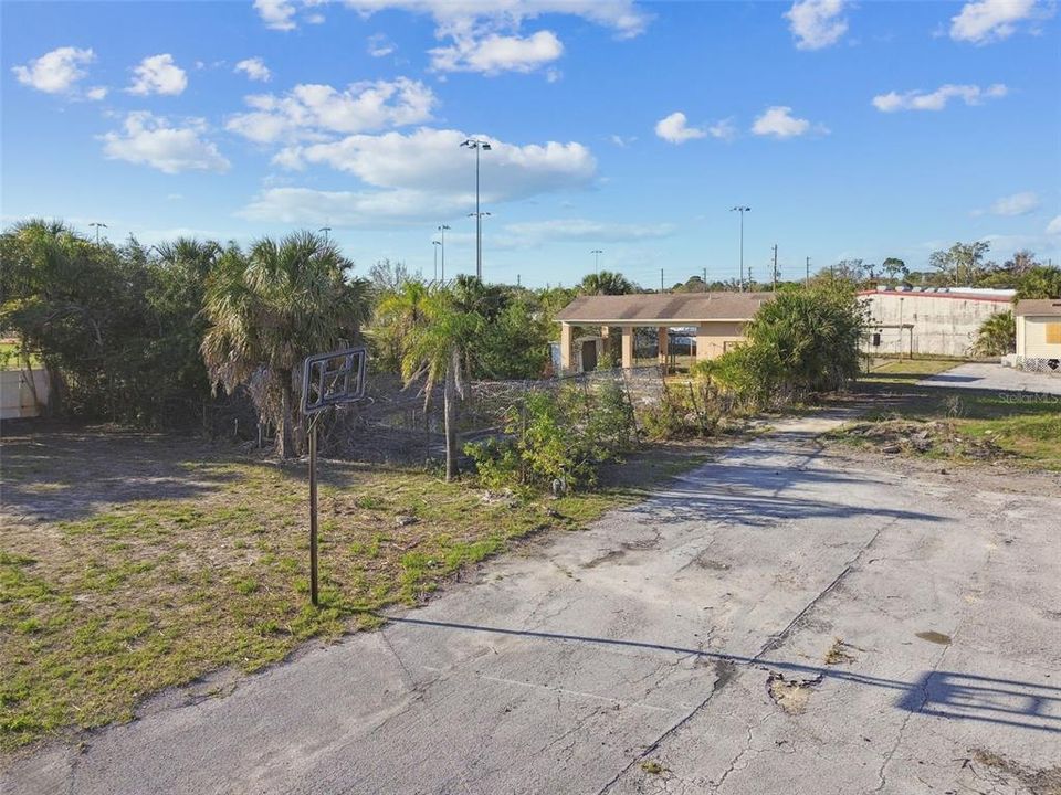 Active With Contract: $1,399,000 (0 beds, 0 baths, 5976 Square Feet)