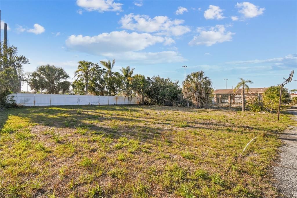 Active With Contract: $1,399,000 (0 beds, 0 baths, 5976 Square Feet)