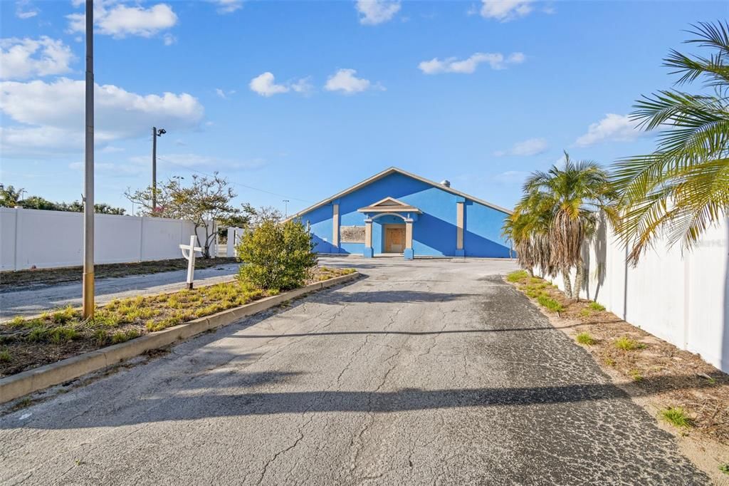 Active With Contract: $1,399,000 (0 beds, 0 baths, 5976 Square Feet)