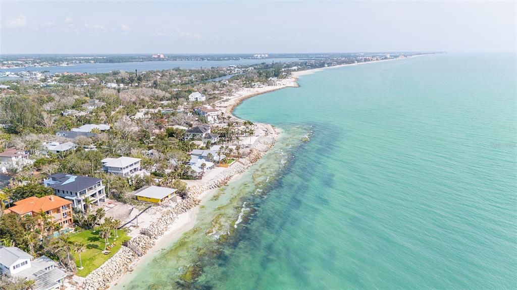 На продажу: $16,000,000 (5 спален, 5 ванн, 5524 Квадратных фут)