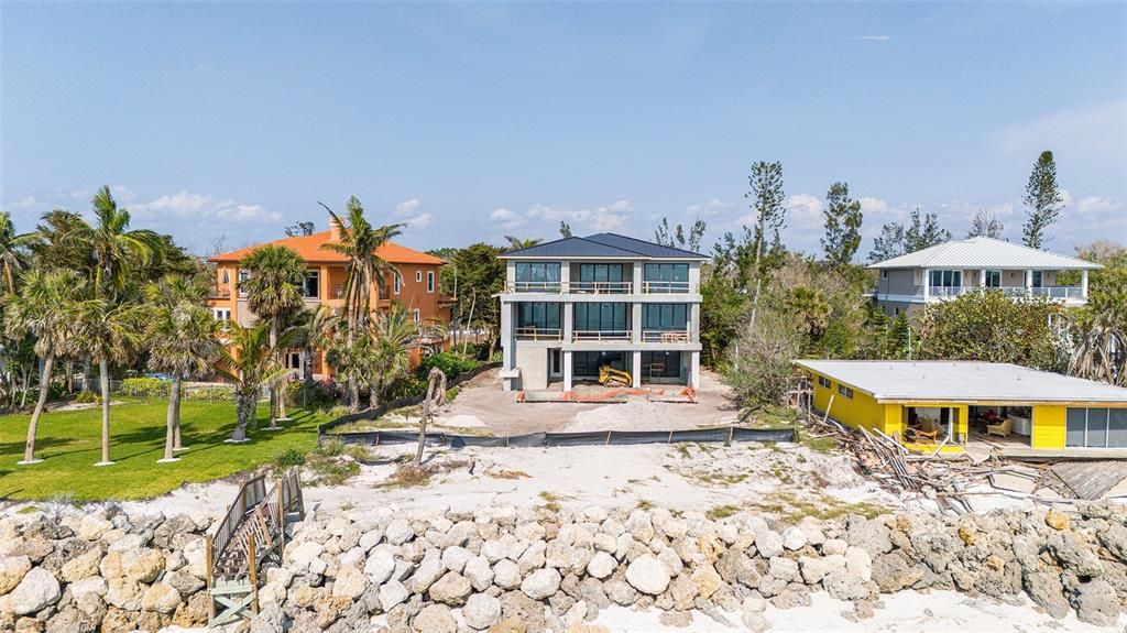 На продажу: $16,000,000 (5 спален, 5 ванн, 5524 Квадратных фут)