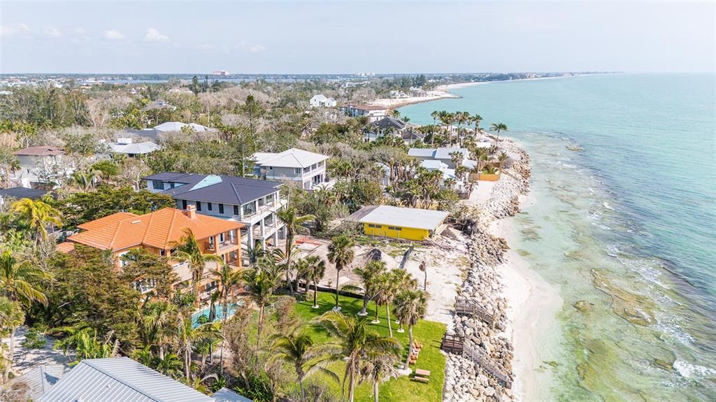 На продажу: $16,000,000 (5 спален, 5 ванн, 5524 Квадратных фут)